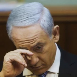 যুদ্ধবিরতিতে চুপ থাকায় নিজের দেশেই ক্ষোভের মুখে নেতানিয়াহু