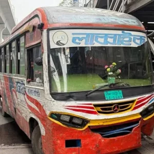 ফার্মগেটে বাসের ধাক্কায় সিএনজিচালিত অটোরিকশাচালক নিহত