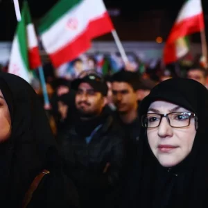 শান্তি আলোচনা করতে পাকিস্তান যাচ্ছেন ইরান-যুক্তরাষ্ট্রের প্রতিনিধি দল