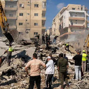 যুদ্ধবিরতির প্রথম দিনেই লেবাননে ইসরায়েলের ভয়াবহ হামলা, নিহত ২৫৪