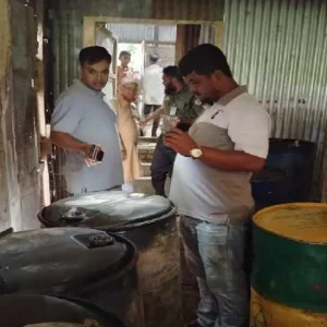 মাদারীপুরে অতিরিক্ত দামে ডিজেল বিক্রি, ব্যবসায়ীকে জরিমানা