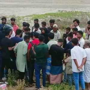 টেকনাফে মেরিন ড্রাইভ সড়কে মিললো যুবকের ৩ টুকরো মরদেহ