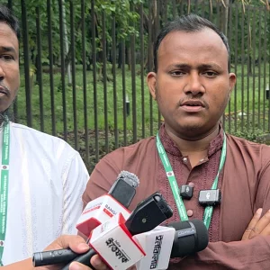 আবু সাঈদের হত্যাকারীদের মৃত্যুদণ্ড চাইলেন দুই ভাই