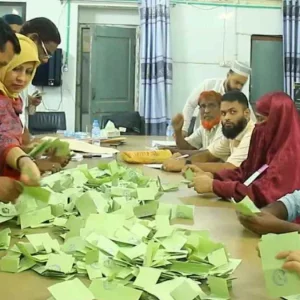 ৭ কেন্দ্রের ফলাফলে ২ হাজার ৯৫০ ভোটে এগিয়ে বিএনপি