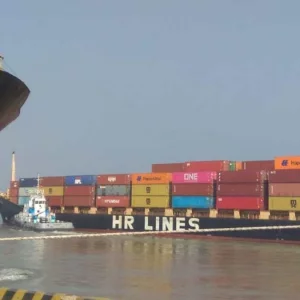 চট্টগ্রাম বন্দরে এলো অকটেন ও ফার্নেস তেলবাহী দুই জাহাজ