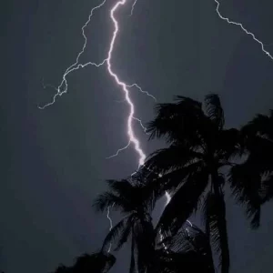 রাতে ৫ বিভাগে কালবৈশাখী ঝড় ও বজ্রবৃষ্টির শঙ্কা