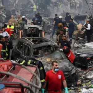 লেবাননে হামলা চালিয়ে যাচ্ছে ইসরায়েল, লক্ষ্যবস্তু অ্যাম্বুলেন্স