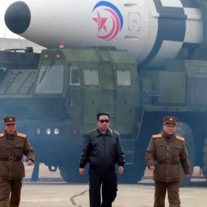 একের পর এক উন্নত অস্ত্রের পরীক্ষা চালাচ্ছে উত্তর কোরিয়া