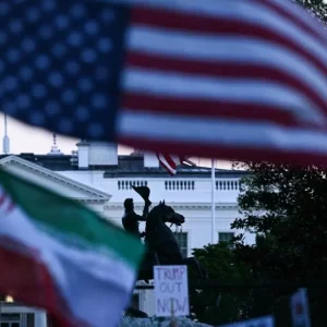 যুক্তরাষ্ট্রের সঙ্গে সংলাপ থেকে সরে দাঁড়াল ইরান!