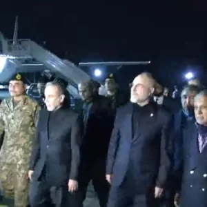 আলোচনার জন্য পাকিস্তানে পৌঁছেছে ইরানি প্রতিনিধিদল