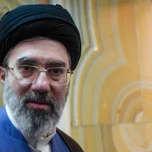 মোজতবা খামেনির মুখমণ্ডল বিকৃত হয়েছে, ‘হারিয়েছেন পা’    