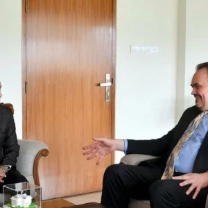 বাংলাদেশের টেকসই অবকাঠামো উন্নয়নে যুক্তরাষ্ট্রের সহযোগিতা অব্যাহত থাকবে: মার্কিন রাষ্ট্রদূত