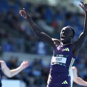 বোল্টের চেয়েও দ্রুততম, ২০০ মিটারে রেকর্ড গড়লেন ১৮ বছরের এক অস্ট্রেলিয়ান