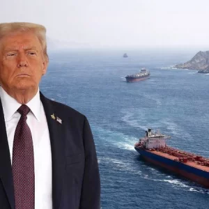 ইরানকে টোল দেওয়া জাহাজ আটকের নির্দেশ ট্রাম্পের