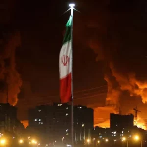 ২ মাসের মধ্যে তেল শোধন ক্ষমতা ৮০ শতাংশে ফিরিয়ে আনার লক্ষ্য ইরান