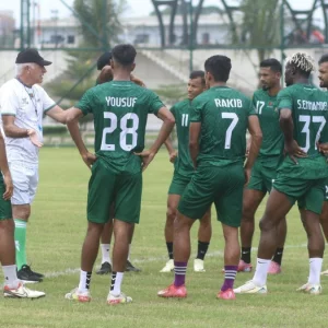 বসুন্ধরা কিংসের বিদেশি কোচ নেই, ভরসা দেশি কোচে