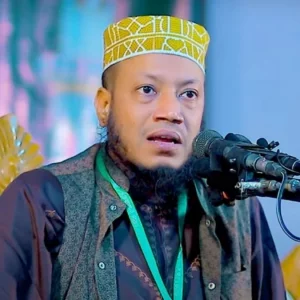 ডিসি বদলি নিয়ে মন্তব্য: আমির হামজাকে আইনি নোটিশ