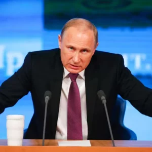 যুদ্ধবিরতির প্রস্তাব প্রত্যাখ্যান, ইউক্রেনে পূর্ণমাত্রার হামলার ঘোষণা পুতিনের