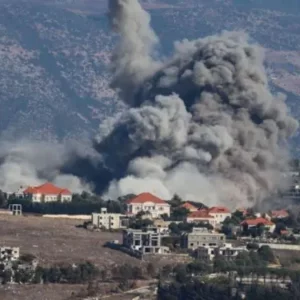 লেবাননে হামলা চালিয়ে যাচ্ছে ইসরায়েল, নিহত দুই হাজার ছাড়াল