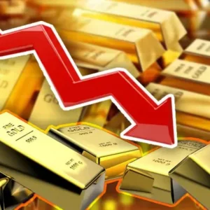 বিশ্ববাজারে স্বর্ণের দামে পতন, দেশে ভরি কত