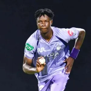 পিএসএল ছেড়ে আইপিএলে যোগ: মুজারাবানিকে দুই বছরের জন্য নিষিদ্ধ করলো পিসিবি