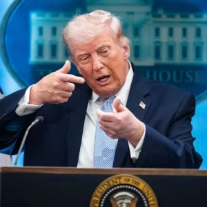 পাকিস্তানে আলোচনার পর থেকে চুক্তি করতে মরিয়া ইরান, দাবি ট্রাম্পের