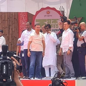 টাঙ্গাইলে পৌঁছেছেন প্রধানমন্ত্রী তারেক রহমান