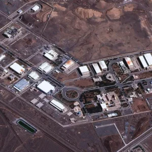 ইরানের ইউরেনিয়াম রাশিয়ার হেফাজতে রাখার প্রস্তাব পুতিনের, নাখোশ ট্রাম্প