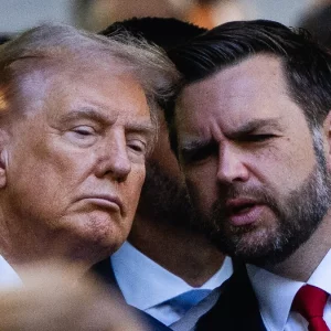 ইরানের সঙ্গে ট্রাম্প ছোটখাটো নয় বরং বড় ধরনের সমঝোতা চান: …