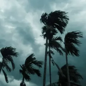 সকালের মধ্যে ঝড়ের আশঙ্কা