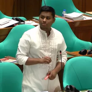 ‘আমি এলাকায় মুখ দেখাতে পারি না, এলাকার মানুষ আমাকে এখন বেঁধে রাখবে’