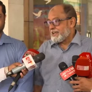 টেবিল চাপড়ানোয় লুজ কানেকশন থেকে সংসদের সাউন্ড সিস্টেমে বিভ্রাট