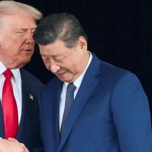 ইরানে অস্ত্র সরবরাহ না করতে চীনকে হুমকি দিয়েছিলেন ট্রাম্প