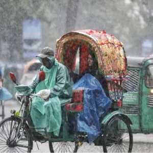 রাজধানীতে বজ্রসহ বৃষ্টির পূর্বাভাস