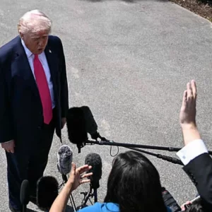 ইরানের সাথে চুক্তির দ্বারপ্রান্তে যুক্তরাষ্ট্র: ইসলামাবাদে হতে পারে ঐতিহাসিক স্বাক্ষর