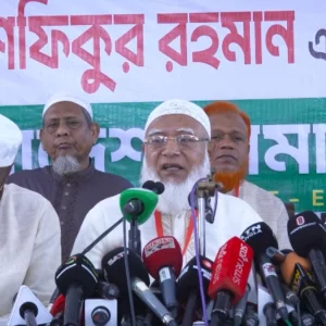 জ্বালানিমন্ত্রী এমনভাবে বিবৃতি দেন যেন তেলের ওপর দেশ ভাসছে: জামায়াত আমির