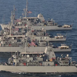 হরমুজ থেকে মাইন অপসারণে ‘লিটোরাল কমব্যাট শিপ’ ব্যবহার করছে যুক্তরাষ্ট্র