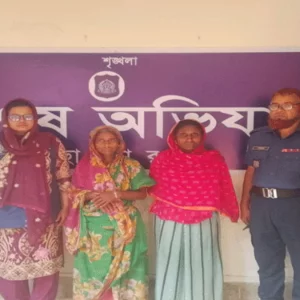 পায়ের রগ কেটে গৃহবধূকে হত্যার অভিযোগে মা-মেয়ে গ্রেপ্তার 