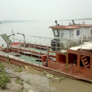 অযত্ন-অবহেলায় ব্রহ্মপুত্র উদ্ধার নৌযান, ঝুঁকিতে কোটি টাকার সরকারি সম্পদ