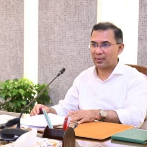 প্রধানমন্ত্রীর সঙ্গে সাক্ষাৎ করেছেন জ্বালানি মন্ত্রী এবং প্রতিমন্ত্রী