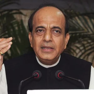 ভারতের হাই কমিশনার হয়ে বাংলাদেশে আসছেন সাবেক মন্ত্রী দীনেশ ত্রিবেদী 