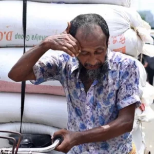 ঢাকায় বৃষ্টির সম্ভাবনা নেই, থাকবে গরমের দাপট