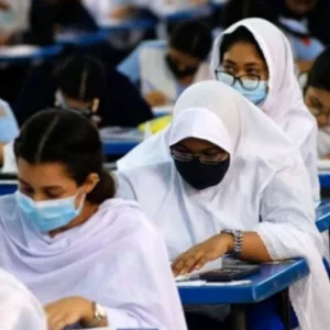 এসএসসির পরীক্ষা কেন্দ্রে প্রবেশ নিয়ে নতুন নির্দেশনা জারি