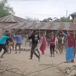 মসজিদের পুকুরে মাছ ধরা নিয়ে দুপক্ষের তুমুল সংঘর্ষ, আহত ১৮