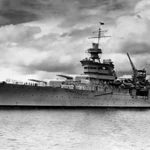 ১২টি যুদ্ধজাহাজ, ১০ হাজার কর্মী ও যুদ্ধবিমান নিয়ে হরমুজ অবরোধ …