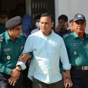 ‘মাননীয় আদালত, আমি বরখাস্ত নই অবসরপ্রাপ্ত’