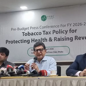 তরুণদের সিগারেট থেকে দূরে রাখতে কর বাড়ানো উচিত: হোসেন জিল্লুর রহমান