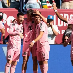 জোড়া গোল করে মায়ামিকে জেতালেন মেসি