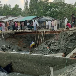 কক্সবাজারে স্লুইসগেট ভেঙে তলিয়ে গেছে কয়েকশ একর জমি