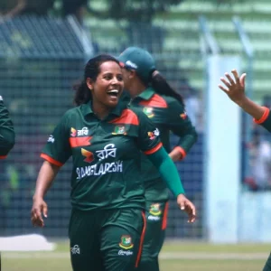 শ্রীলঙ্কাকে ২০৫ রানে আটকে দিলো বাংলাদেশের মেয়েরা